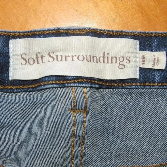 SOFT SURROUNDINGS Medium Wash Jeans Plus Size 18W - Picture 2 of 7